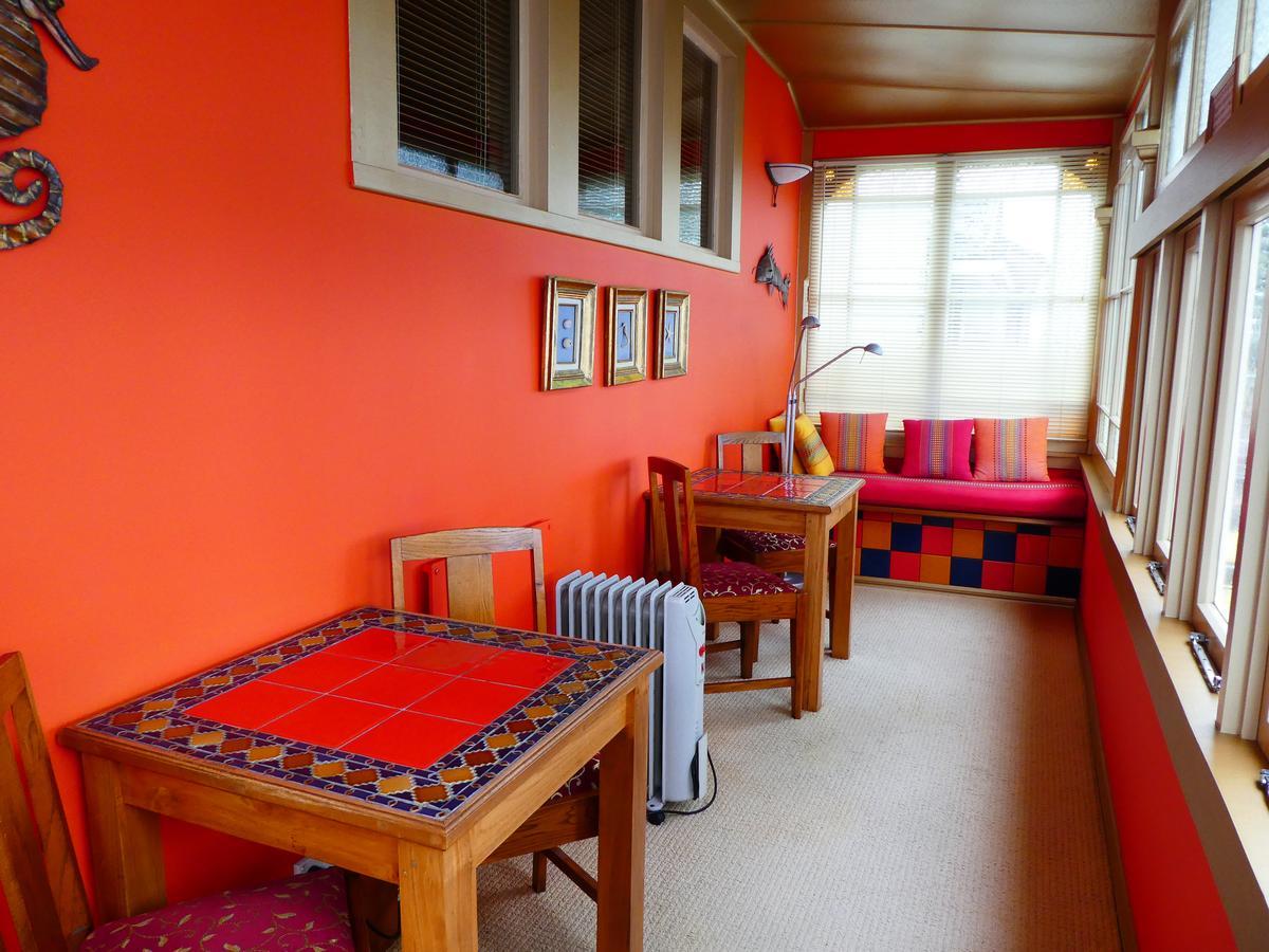 Sea Breeze Hotel Napier Kültér fotó